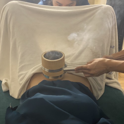 Massage chăm sóc buồng trứng - Ảnh 1